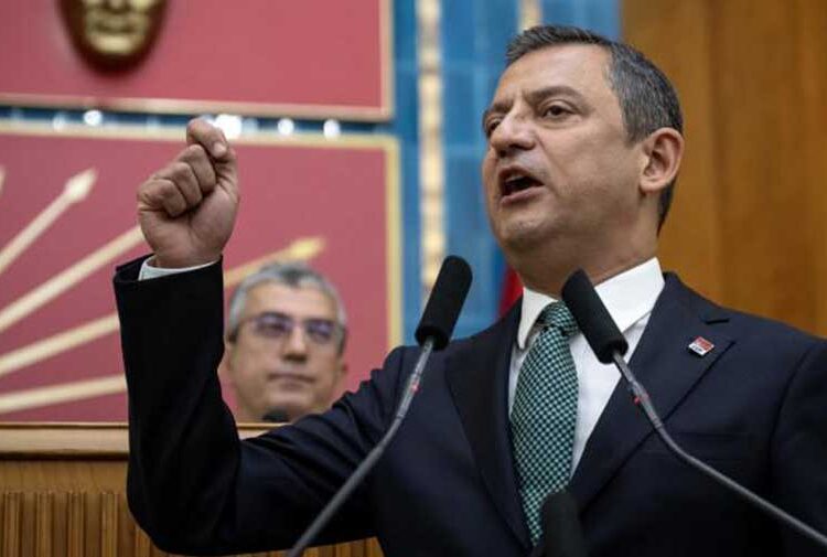 Özgür Özel iki günlük tüm programlarını iptal etti, Silivri'ye gidiyor 1 Özgür Özel iki günlük tüm programlarını iptal etti, Silivri’ye gidiyor