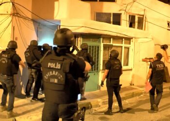 İstanbul polisinden 1 Mayıs operasyonları