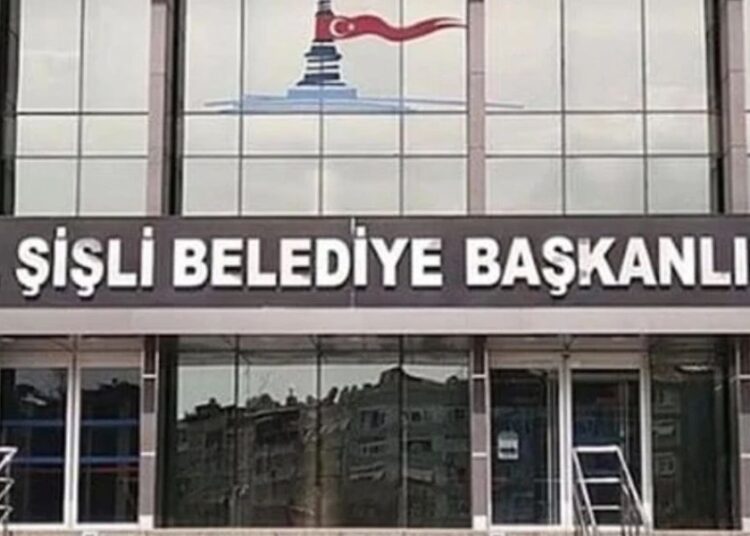 Şişli Kayyımı başkan yardımcılarını görevden aldı, AK Parti’li isimleri atadı