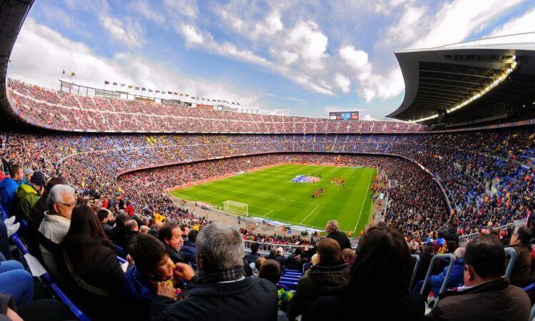 En çok taraftarı olan 20 kulüp listesinde 3 Türk futbol takımı da var