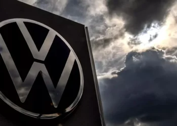 Volkswagen’den Özgür Özel’e manidar yanıt: ‘Sizce, hukukun üstünlüğü ilkesi Türkiye’de ne durumda?’