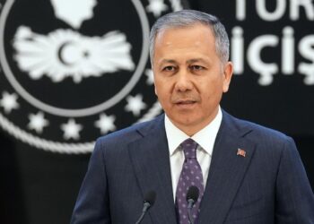 Yerlikaya duyurdu: IŞİD operasyonlarında 89 kişi gözaltına alındı