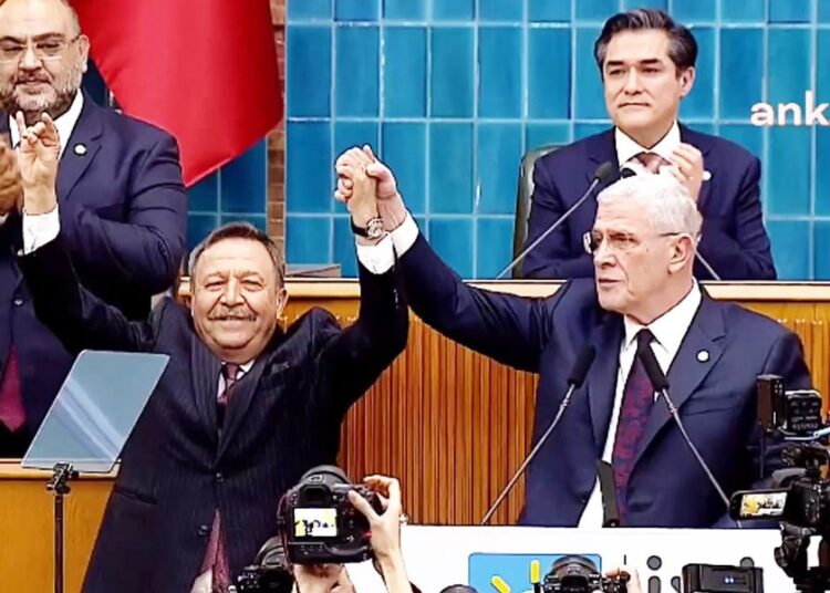 Bağımsız milletvekili Yüksel Arslan İYİ Parti’ye geri döndü 1 Bağımsız milletvekili Yüksel Arslan İYİ Parti’ye geri döndü