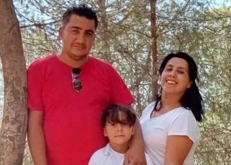 Anne ve 2 çocuğu yangında ölmüştü: Baba, 'kundakçı' şüphesiyle tutuklandı 1 Anne ve 2 çocuğu yangında ölmüştü: Baba, ‘kundakçı’ şüphesiyle tutuklandı