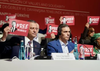 İmamoğlu’nun mektubu Sosyalist Enternasyonal’de: Otokrasiler geçmişte yenildiler, yine yenilecekler
