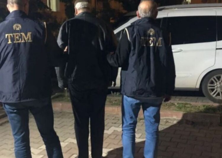Kırmızı bültenle aranan IŞİD'li, Kırıkkale'de yakalandı 1 Kırmızı bültenle aranan IŞİD’li, Kırıkkale’de yakalandı