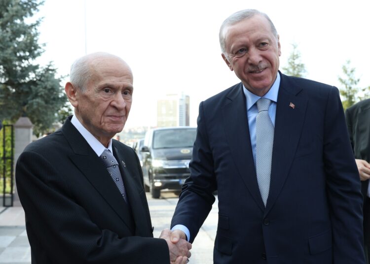 Hüsnü Yusuf Turabiç yazdı I 35 dakikalık zirve: Bir fotoğraf ve Bahçeli’nin dönüşü! 1 Cumhurbaşkanı Erdoğan, Devlet Bahçeli’yi ziyaret etti