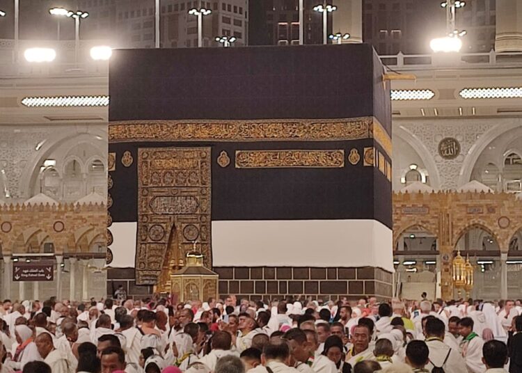 Ömer Faruk Deniz Mekke’den yazdı l Renkler, milliyetler farklı, zikirler ortak