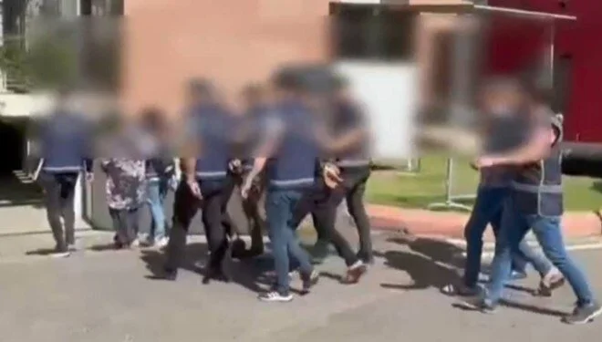 Kan donduran aile içi infaz: Anne, kızını boğarak öldürmüş 1 Kan donduran aile içi infaz: Anne, kızını boğarak öldürmüş