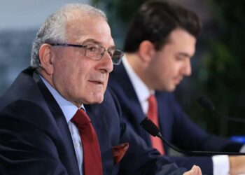 İmamoğlu için hukuki mütalaa veren ceza hukukçusu Adem Sözüer’in kardeşi görevden alındı