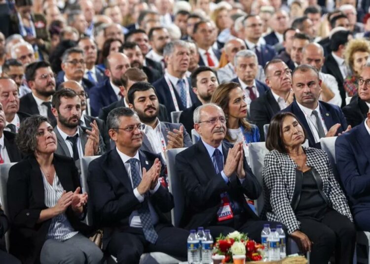 CHP’ye kurultay soruşturması: Dolandırıcılıktan suçu olan kişi tanık oldu