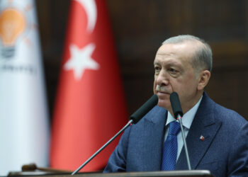 Hüsnü Yusuf Turabiç yazdı Erdoğan’dan mesaj; Kayyıma son, İmamoğlu’na yumruk!