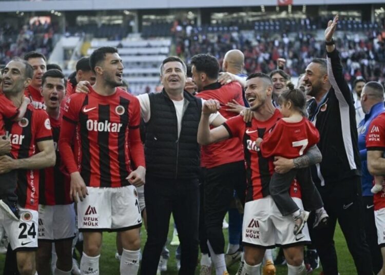 Gençlerbirliği 4 yıl sonra tekrar Süper Lig’de 1 Gençlerbirliği 4 yıl sonra tekrar Süper Lig’de