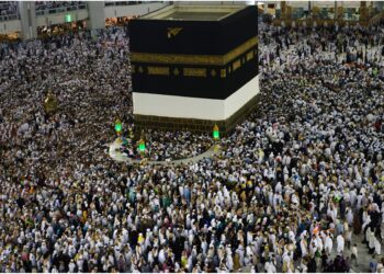 Ömer Faruk Deniz Mekke’den yazdı l Hacıların Kabe’yle ilk buluşması ve Umre