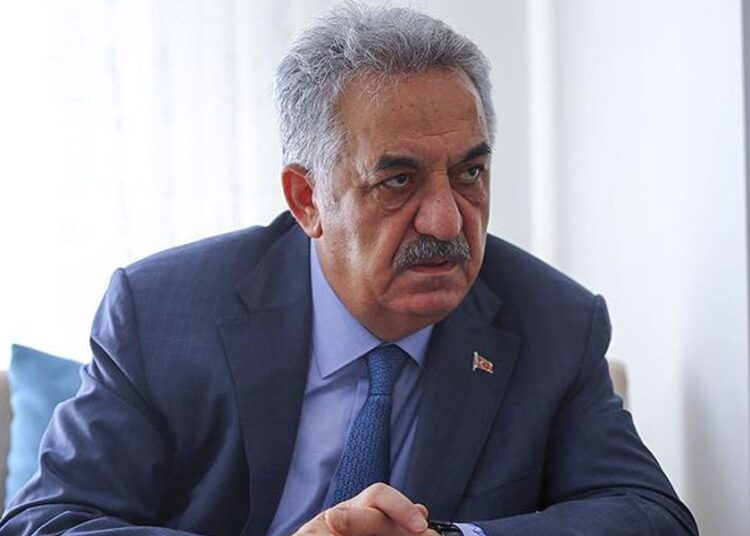 Hayati Yazıcı: ‘Anayasalar dogmatik, vazgeçilmez metinler değildir’ 1 Hayati Yazıcı: ‘Anayasalar dogmatik, vazgeçilmez metinler değildir’