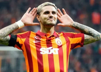 Icardi 8 milyonluk kira için icralık oldu 3 Icardi, şampiyonluk maçı için İstanbul’a döndü, paylaşımı gündem oldu