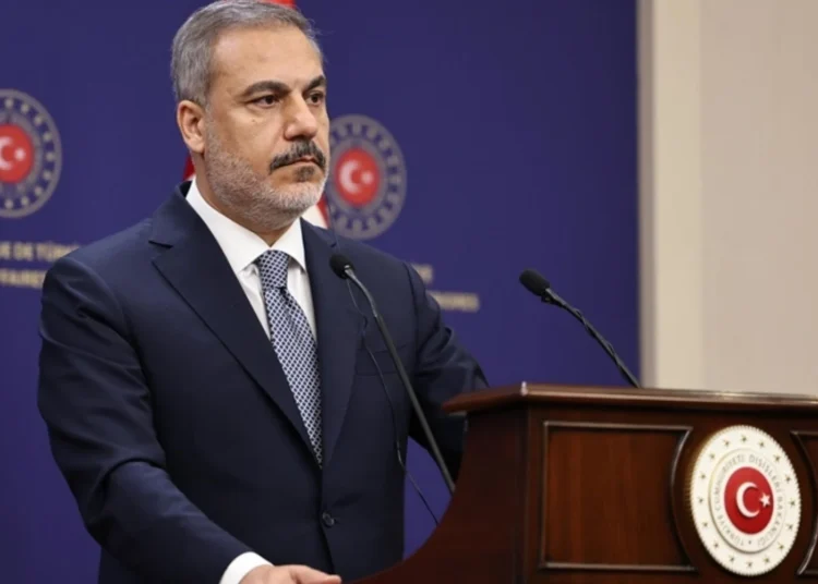 Bakan Fidan'dan PKK'nın fesih kararına ilk yorum: 'Fevkalade önemli bir adım' 1 Bakan Fidan’dan PKK’nın fesih kararına ilk yorum: ‘Fevkalade önemli bir adım’