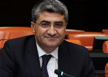 Mehmet Emin Ekmen yazdı I Bahçeli’nin komisyon önerisi üzerine bir değerlendirme