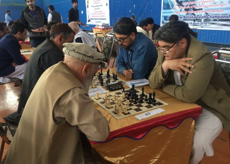 Taliban yasaklarına satrancı da ekledi 1 Taliban yasaklarına satrancı da ekledi
