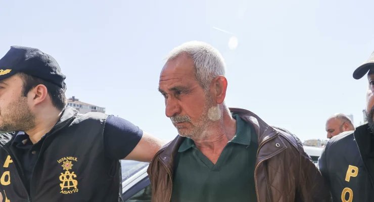 Özgür Özel'e saldıran Selçuk Tengioğlu’nun kızı: “Bu ismi duyunca ölmesini diliyoruz” 1 Özgür Özel’e saldıran Selçuk Tengioğlu’nun kızı: “Bu ismi duyunca ölmesini diliyoruz”