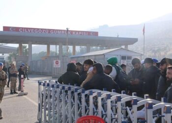 Esad rejimi sonrası 250 bin kişi Türkiye’den Suriye’ye döndü