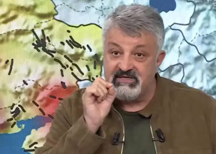 Deprem uzmanı Taymaz'dan İstanbullulara "evlere girmeyin" uyarısı 1 Deprem uzmanı Taymaz’dan İstanbullulara “evlere girmeyin” uyarısı