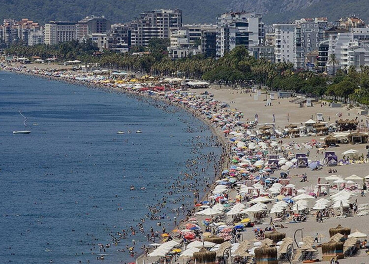 Tuna Cevher yazdı I Türkiye turizmde kayıplarını bu sezon telafi edebilecek mi? 1 Turizmcilerden ‘bayram tatili 9 güne çıkarılsın’ çağrısı