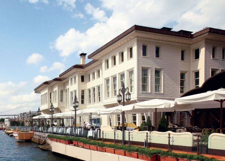 Ünal Aysal'ın sahibi olduğu otel icradan satışa çıkarıldı 1 Ünal Aysal’ın sahibi olduğu otel icradan satışa çıkarıldı