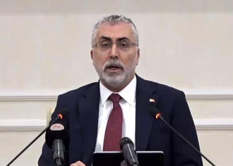 Çalışma Bakanı Işıkhan’dan asgari ücrete ‘ara zam’ açıklaması