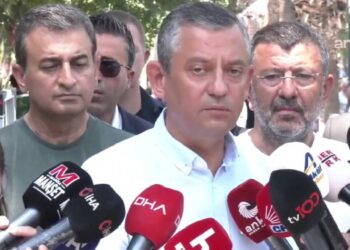 Özgür Özel: ‘Toplumun Çağlayan’ı basacağını düşünecek kadar korkuyorsan’
