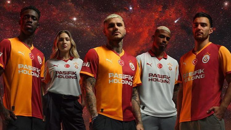 Galatasaray'ın yeni sezon formaları tanıtıldı 1 Galatasaray’ın yeni sezon formaları tanıtıldı