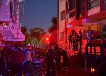 Diyarbakır’da 13 katlı binada yangın faciası: 4 can kaybı