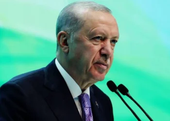 Erdoğan’dan Özgür Özel’e: Yabancılardan demokrasi dileniyor