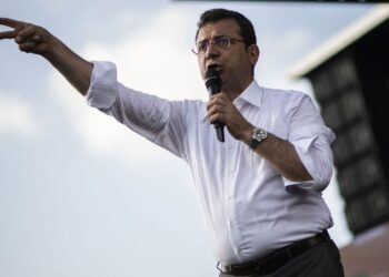 İmamoğlu’ndan tutuklamalara tepki: ‘Düşman hukuku uygulanıyor’