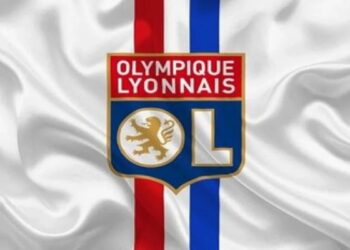 7 kez şampiyon olan Lyon, küme düşürüldü