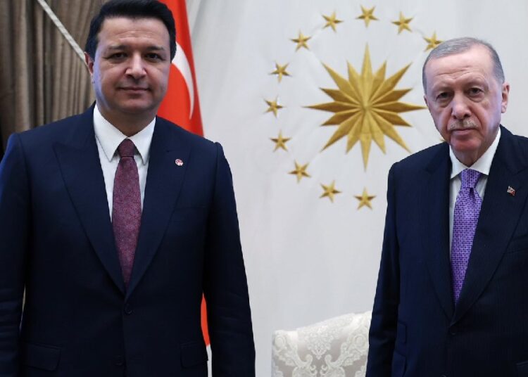 Erdoğan, Saadet Partisi Genel Başkanı Arıkan ile görüştü 1 Erdoğan, Saadet Partisi Genel Başkanı Arıkan ile görüştü