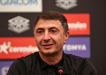 Kasımpaşa ile anlaşan Şota, Türkiye’ye geri döndü