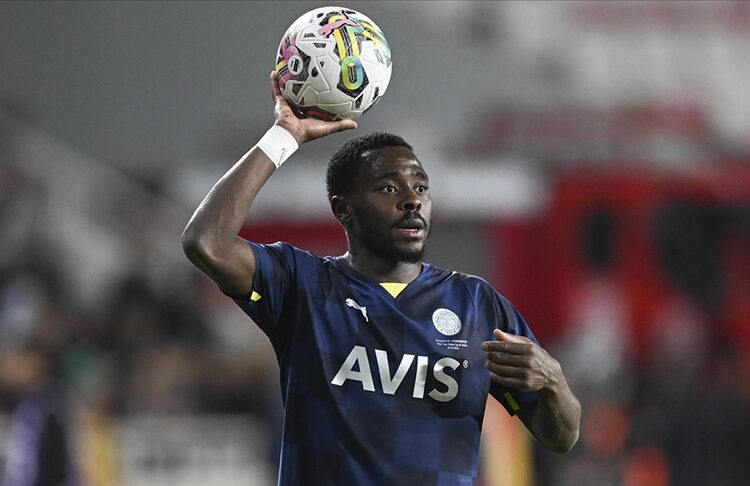 Beşiktaş, Osayi Samuel’in transferini durdurduğunu açıkladı