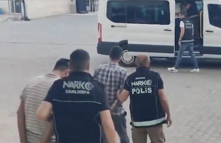 75 ilde yapılan uyuşturucu operasyonunda 2 bin 311 şüpheli gözaltına alındı 1 75 ilde yapılan uyuşturucu operasyonunda 2 bin 311 şüpheli gözaltına alındı