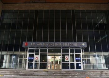 Kayyım, belediyeye ait 30 taşınmazı satışa çıkardı