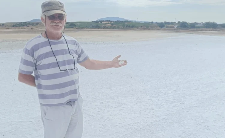 Flamingoların uğrak yeriydi: Göl tamamen kurudu, geriye sadece tuzu kaldı