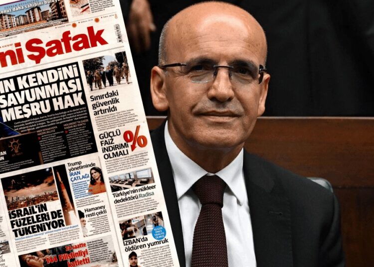 Şimşek’i eleştiren yandaş Yeni Şafak gazetesi güçlü faiz indirimi istedi