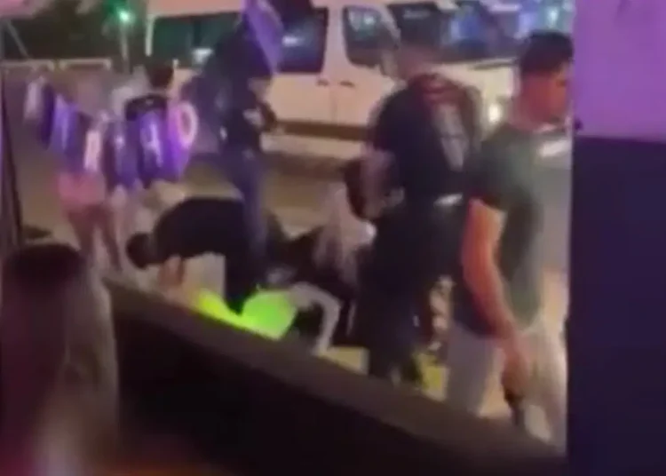 Muğla’da kadın turistleri tekme tokat darbeden çalışanlar gözaltına alındı