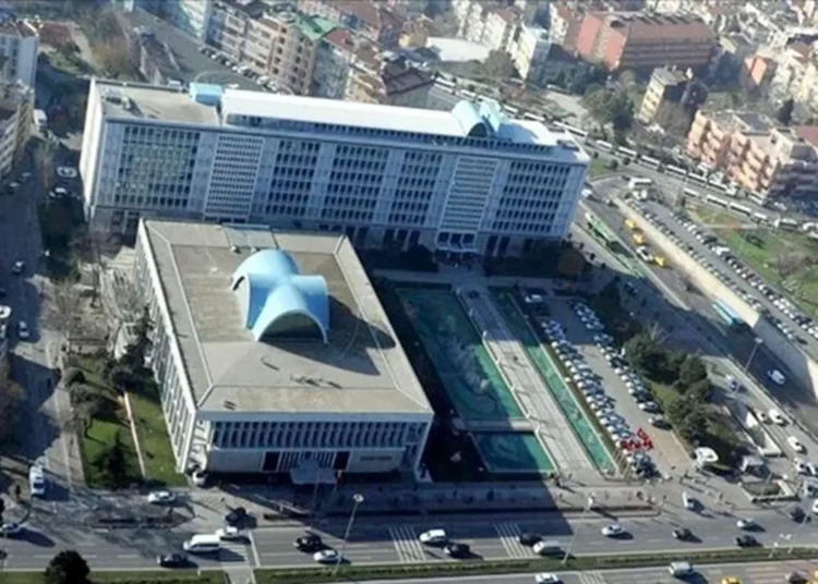 İBB soruşturmasında 25 gözaltı kararı verildi 1 İBB soruşturmasında 25 gözaltı kararı verildi