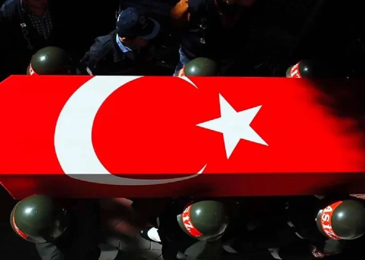 Pençe-Kilit bölgesinde 5 asker metan gazı zehirlenmesinden şehit oldu