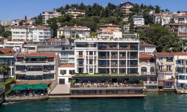 Boğaz’da yıkım: Ünlü otel ve restoranlar da dahil kaçak yapılar yıkılacak