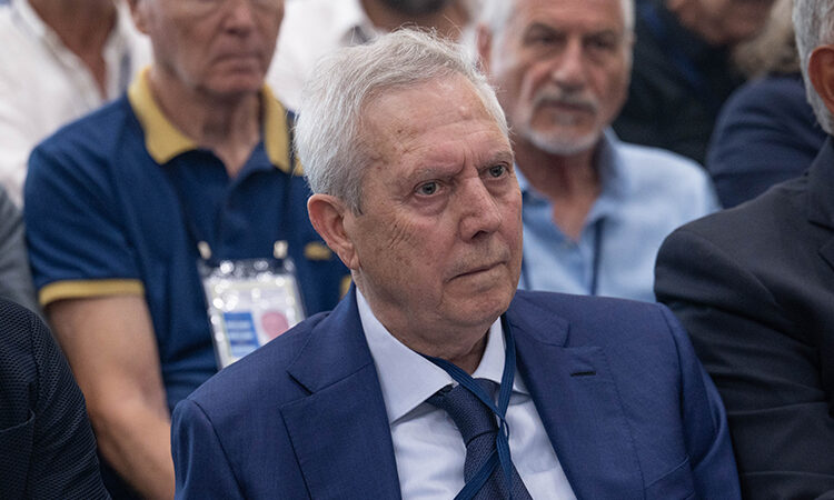 Aziz Yıldırım'dan Fenerbahçe için başkan adaylığı açıklaması 1 Aziz Yıldırım’dan Fenerbahçe için başkan adaylığı açıklaması