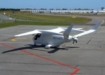 İlk test Danimarka'da yapıldı: Havacılığın geleceği elektrikli uçaklar 5 İlk test Danimarka’da yapıldı: Havacılığın geleceği elektrikli uçaklar