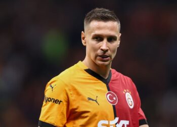 Galatasaray’ın göndermeye hazırlandığı oyuncu için Fransız kulüpler sıraya girdi