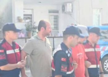 AKP’li Başkan insan kaçakçılığı operasyonunda yakalandı